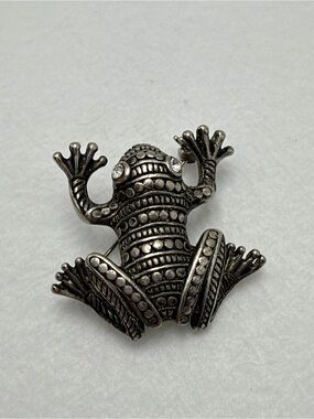Silver Frog Brooch #cz927